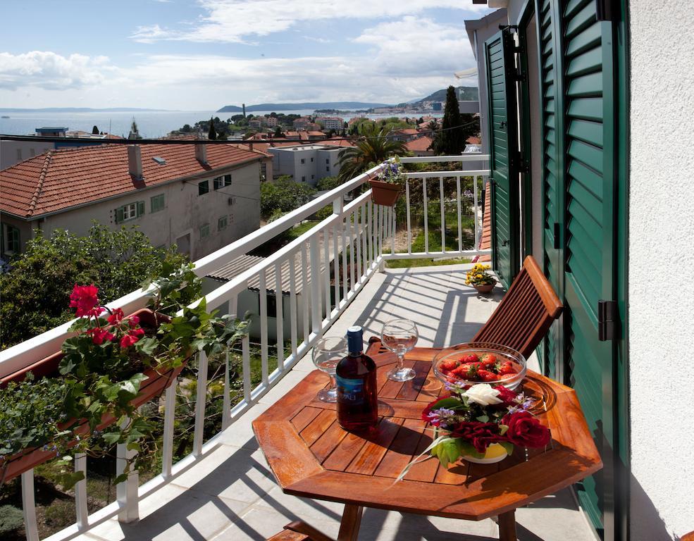 Apartment Firule Sandy Beach Split Ngoại thất bức ảnh