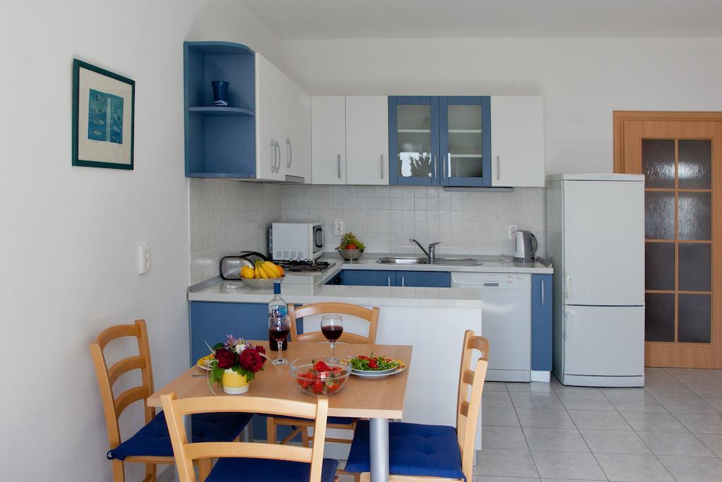 Apartment Firule Sandy Beach Split Ngoại thất bức ảnh