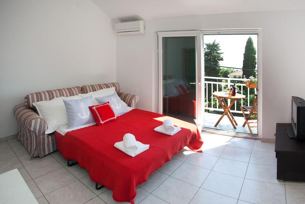 Apartment Firule Sandy Beach Split Ngoại thất bức ảnh