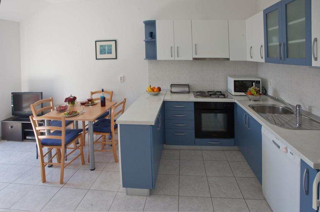 Apartment Firule Sandy Beach Split Ngoại thất bức ảnh